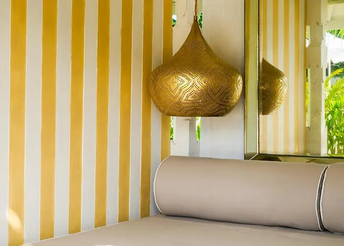 Hotel Ria Uluwatu, Tropical Chic Uluwatu