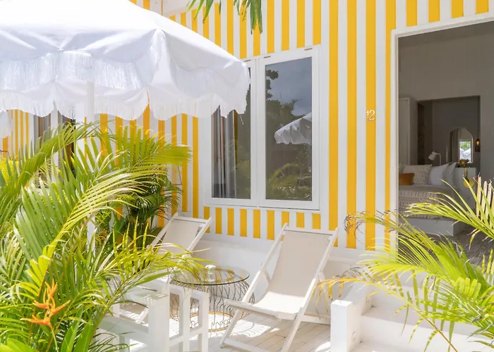 Hotel Ria Uluwatu, Tropical Chic