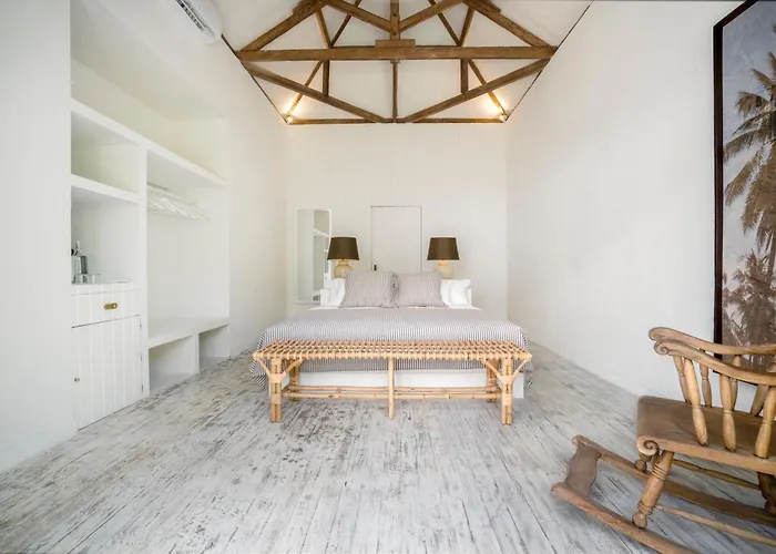 Ria Uluwatu, Tropical Chic Hotel 4*
